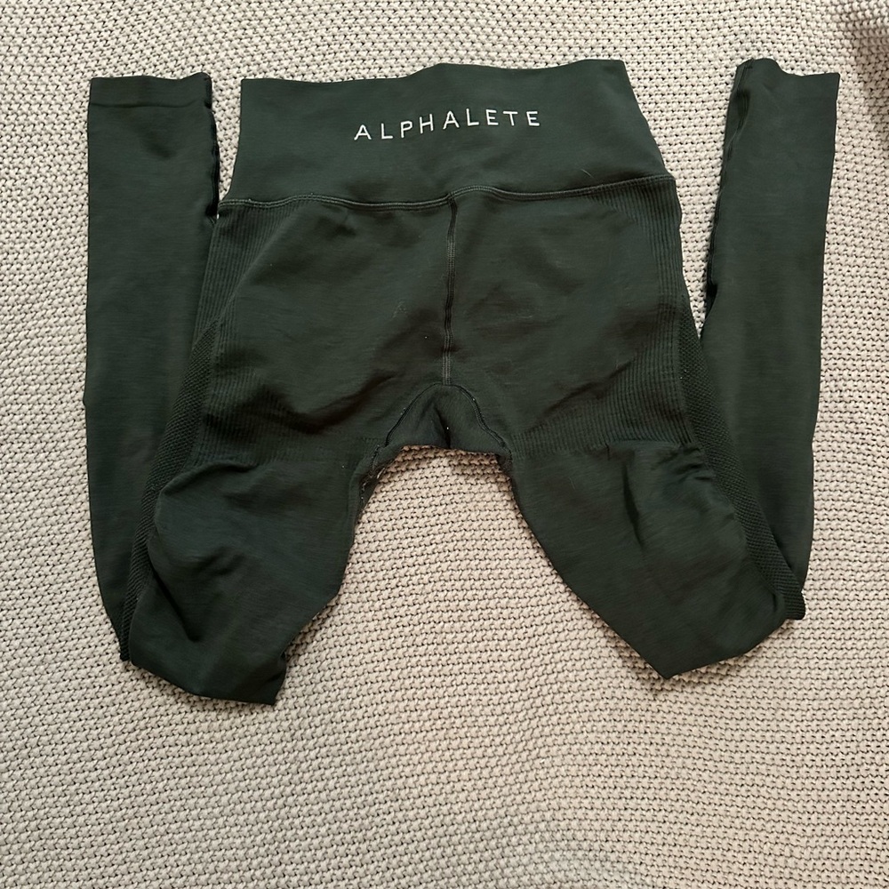 Alphalete leggings